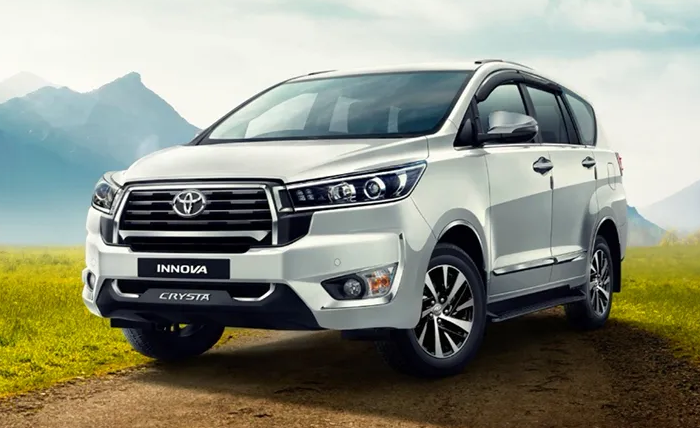 Toyota Innova Crysta cab